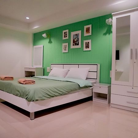 Uj Apartment Bangsaen Dış mekan fotoğraf