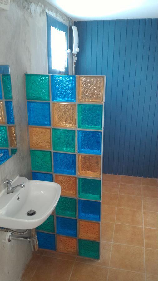 Uj Apartment Bangsaen Dış mekan fotoğraf