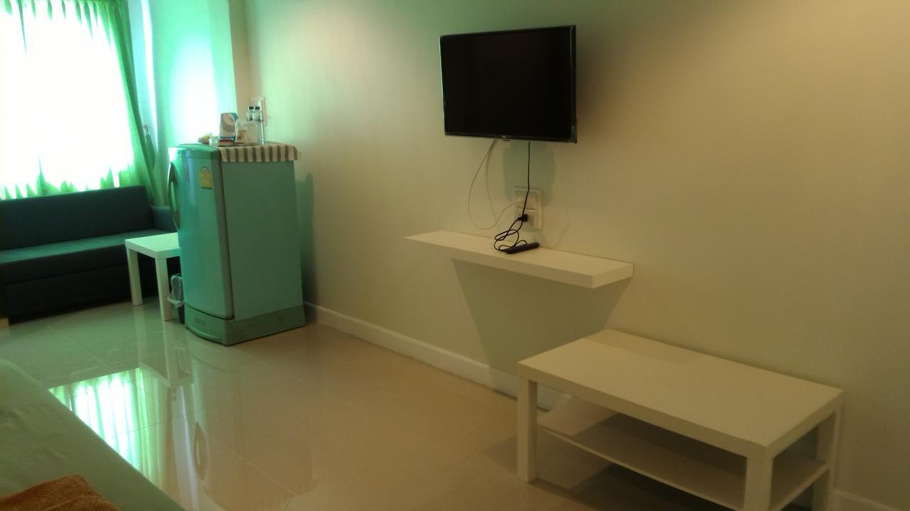 Uj Apartment Bangsaen Dış mekan fotoğraf